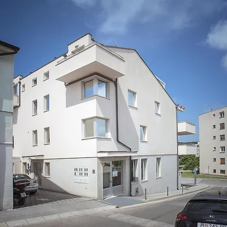 Cuki Apartment